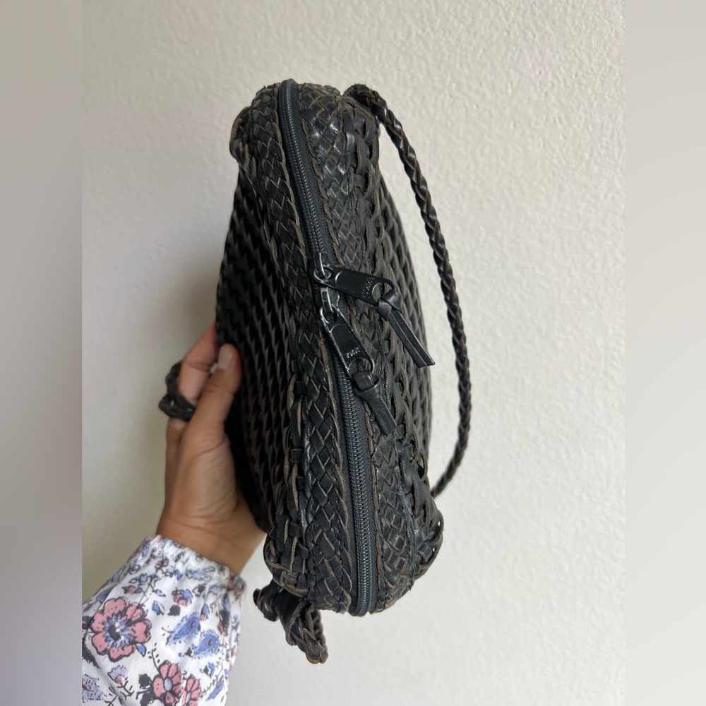 Vintage Woven Leather Crossbody Women's Bag LJS Collection - Picture 4 of 10